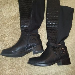 Black Boots by Cloudwalker